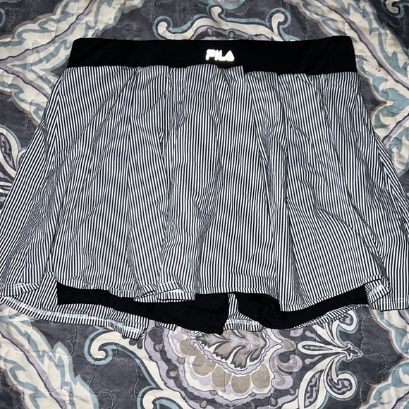 FILA tennis skirt - Picture 3 of 3